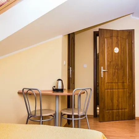 홈스테이 Goscinne Jolka